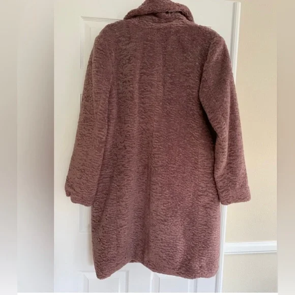 Banana Republic Luxurious Soft Sherpa Powdered Rose Long Coat size Medium